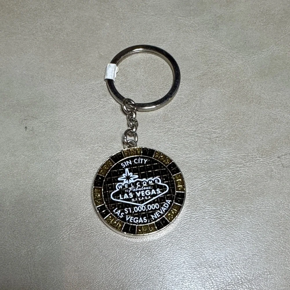 Las Vegas Souvenir Keychain 1.5